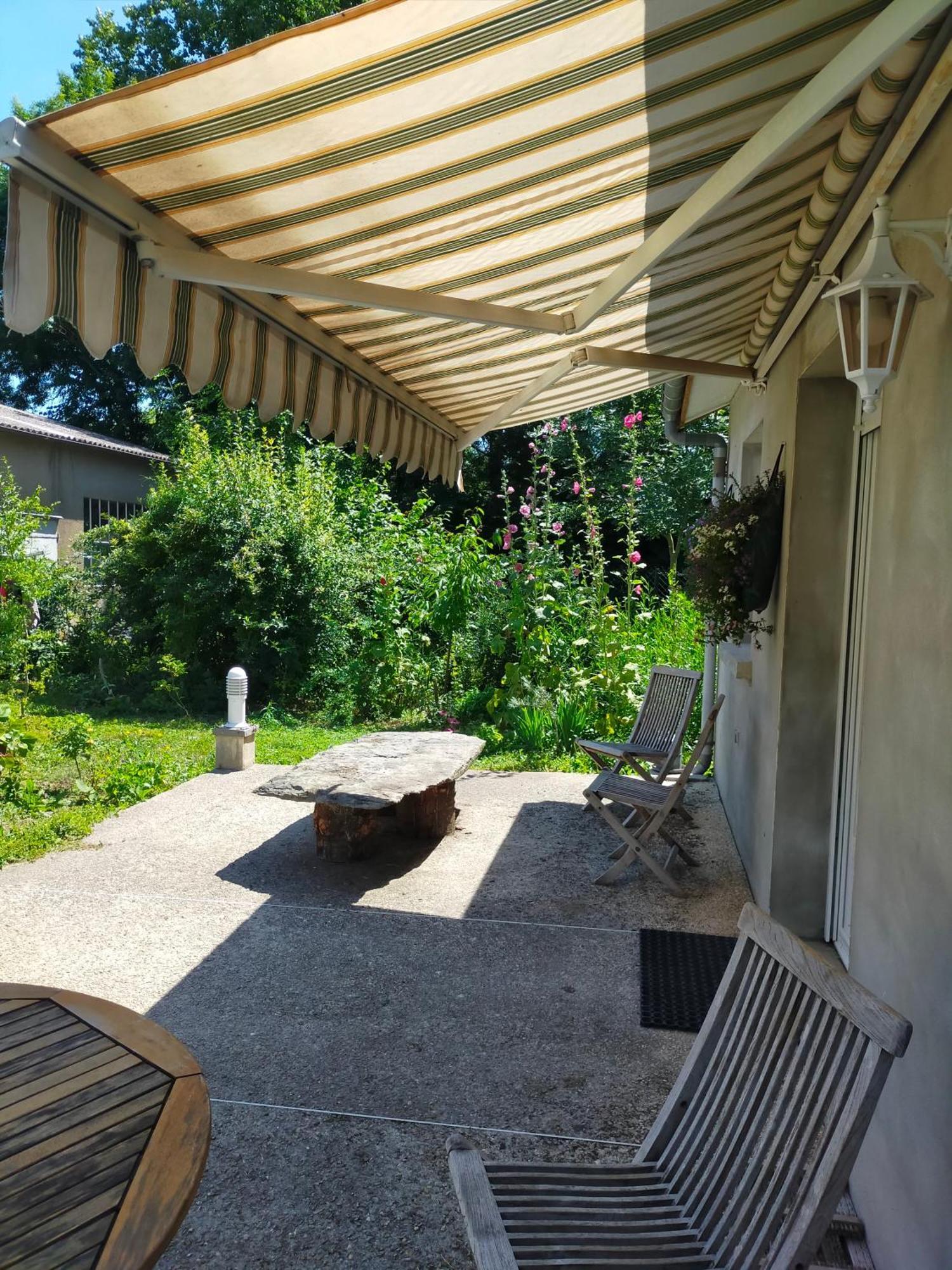 Logis51 Apartment Ville-sur-Tourbe Exterior foto